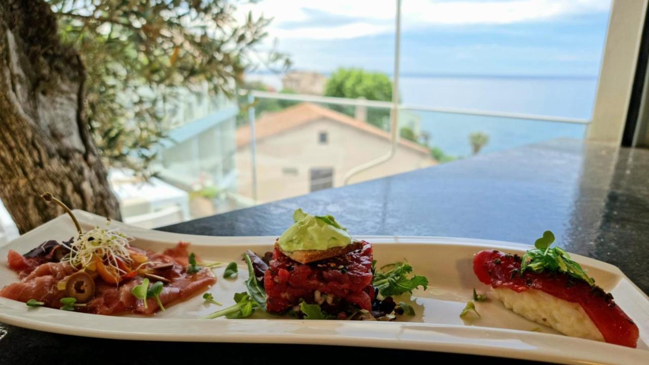 Hotel Calavita Rooftop & Spa San-Martino-di-Lota Ngoại thất bức ảnh