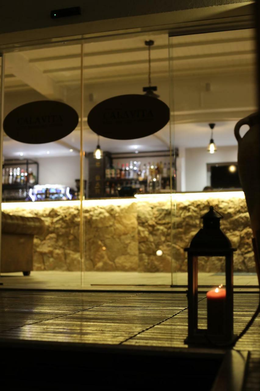 Hotel Calavita Rooftop & Spa San-Martino-di-Lota Ngoại thất bức ảnh